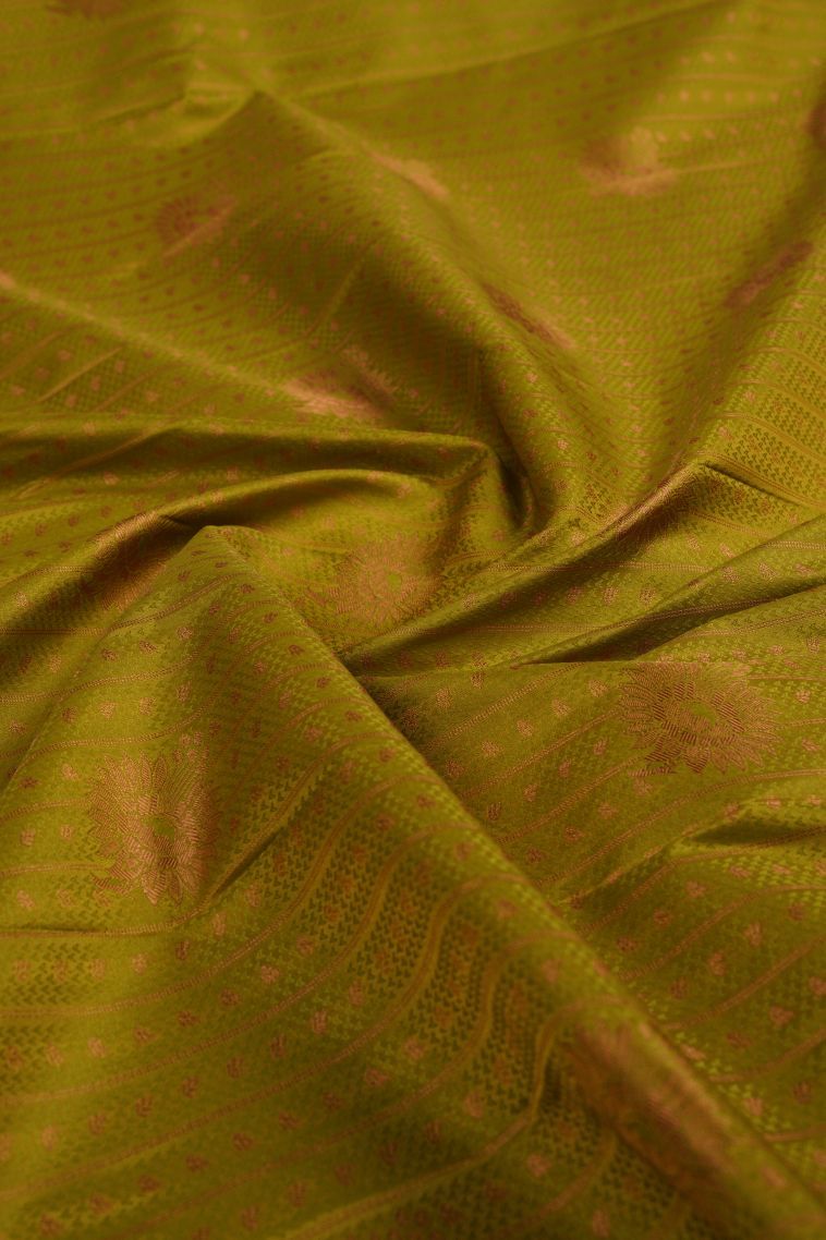 Yellow Visiri Madippu Silk Sarees with Copper Zari Buttis (small Dots Or Motifs) view 4