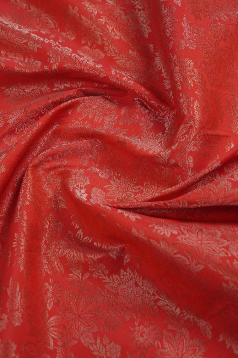 Pink Visiri Madippu Silk Sarees with Silver Zari Floral Patterns view 4