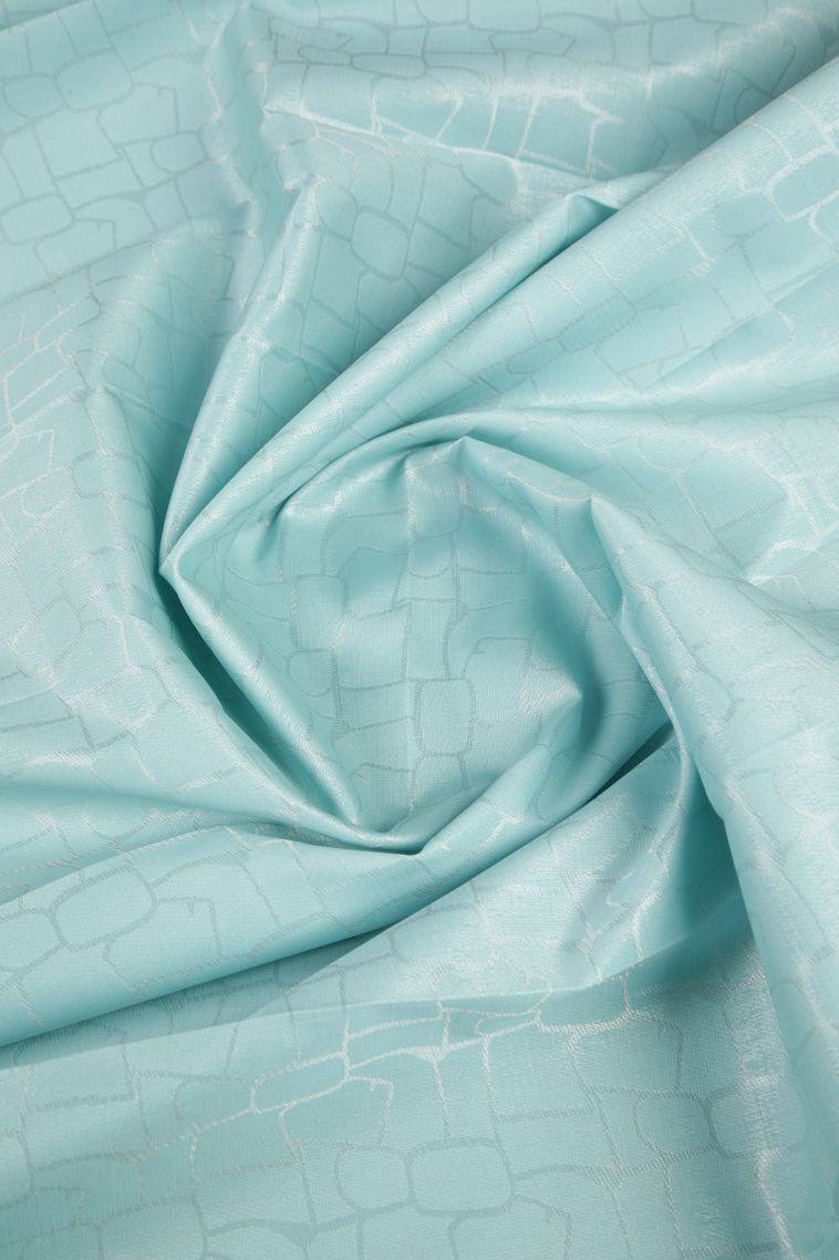 Sky Blue Visiri Madippu Silk Sarees with Silver Zari Geometric Shapes view 4