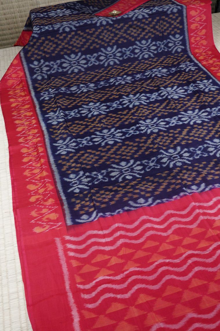 Berry Blue Ikkat Cotton Sarees with Without Zari Zari Geometric Shapes view 2