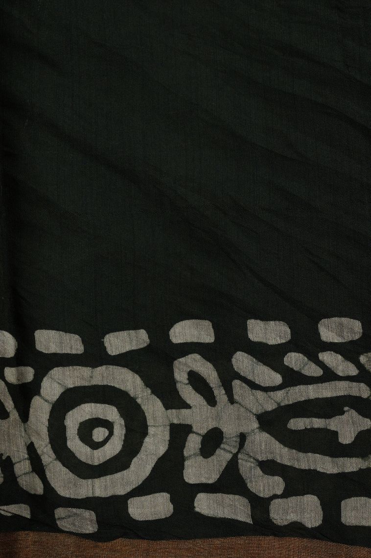 Rock Black Chanderi Cotton Sarees with Without Zari Zari Floral Patterns view 3