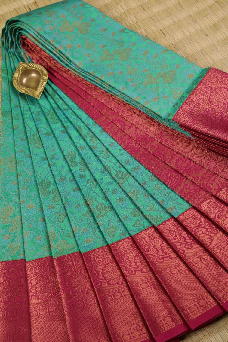 Green Visiri Madippu Silk Sarees with Copper Zari Floral Patterns view 1