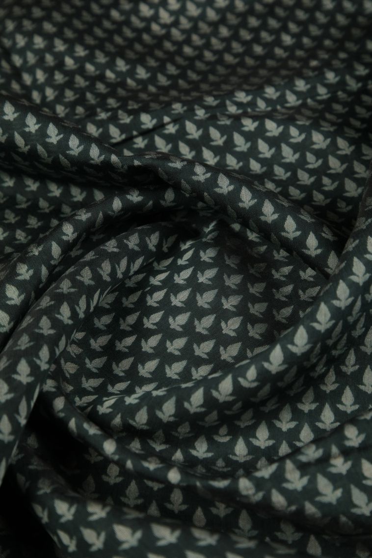 Gray Black Chanderi Cotton Sarees with Without Zari Zari Floral Patterns view 4