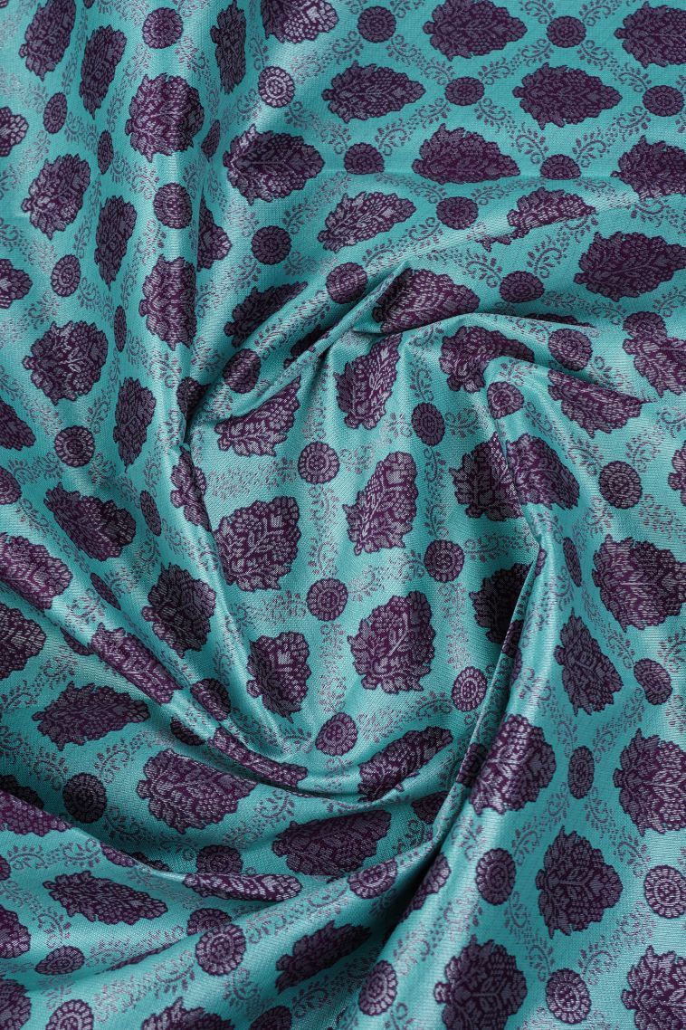 Arctic Blue Visiri Madippu Silk Sarees with Silver Zari Floral Patterns view 4