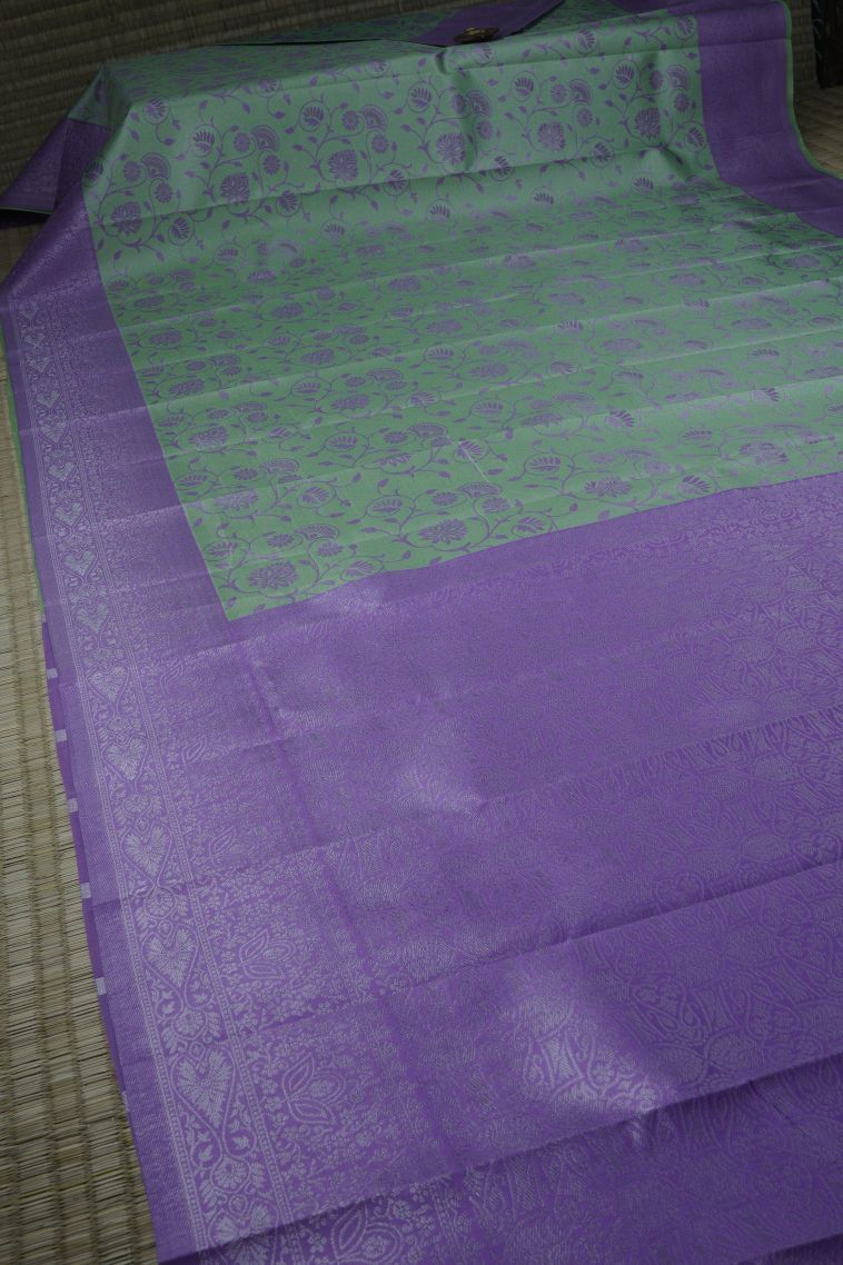 Pistachio Green Visiri Madippu Silk Sarees with Silver Zari Floral Patterns view 2