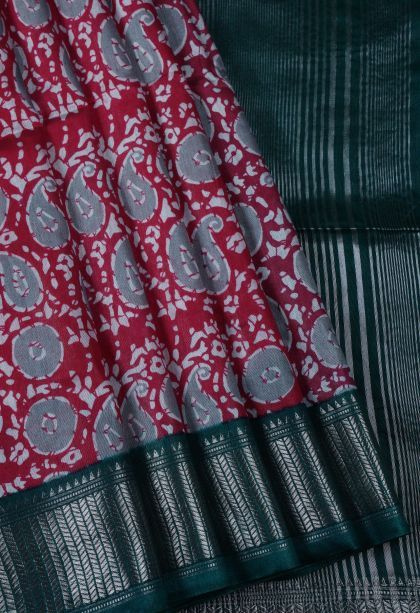 Bubblegum Pink Chanderi Cotton Sarees with Without Zari Zari Floral Patterns