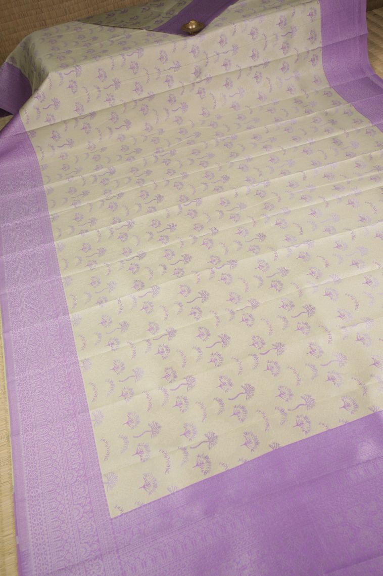 Cream White Visiri Madippu Silk Sarees with Silver Zari Floral Patterns view 2