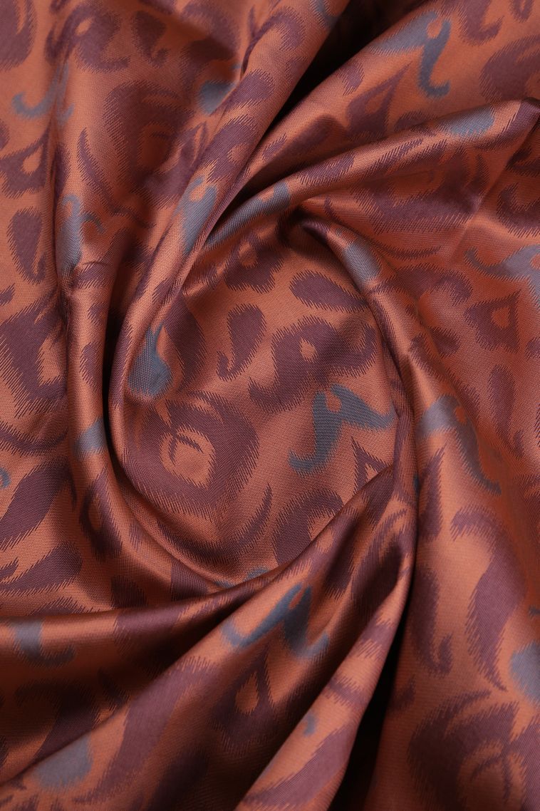 Peach Pink Apoorva Silk Sarees with Copper Zari Geometric Shapes view 4