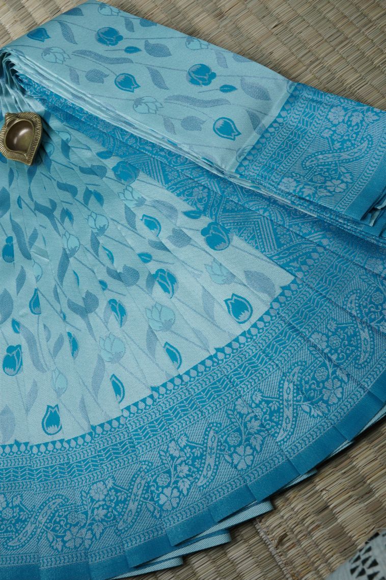Arctic Blue Visiri Madippu Silk Sarees with Silver Zari Floral Patterns view 1