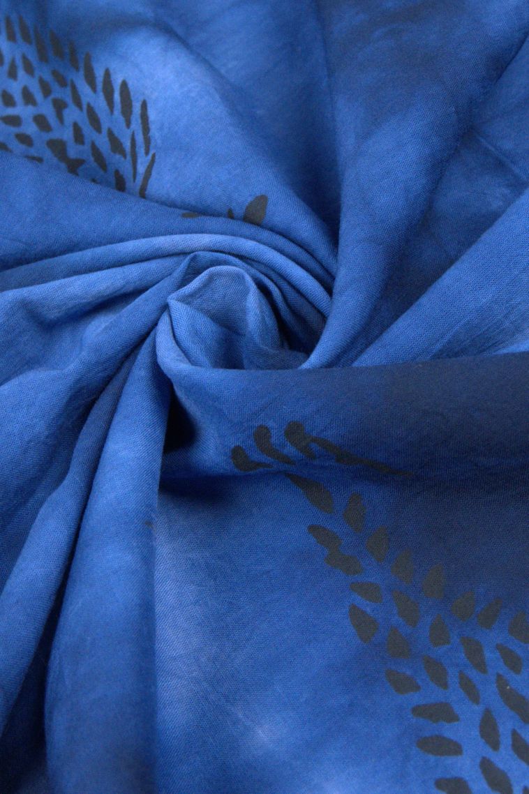 Admiral Blue Cotton Sarees with Without Zari Zari Floral Patterns view 4