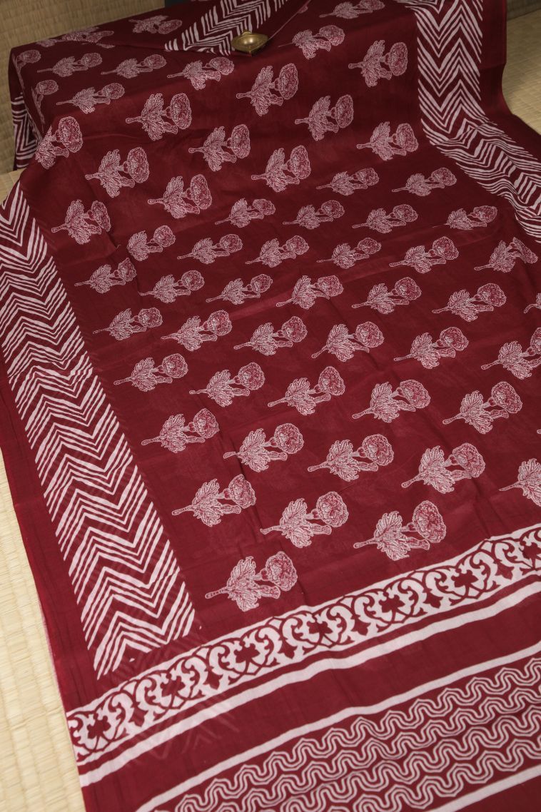 Berry Red Cotton Sarees with Without Zari Zari Floral Patterns view 2
