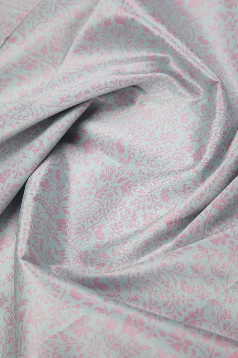 Sky Blue Visiri Madippu Silk Sarees with Silver Zari Floral Patterns view 4