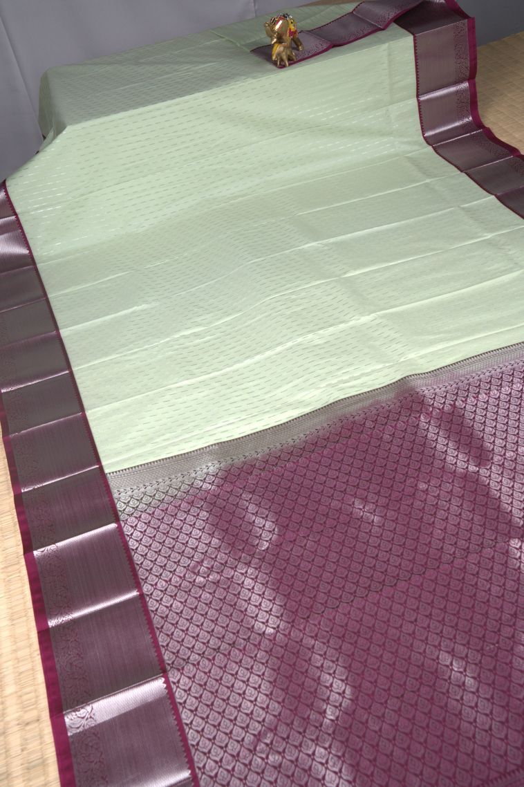 Alabaster White Visiri Madippu Silk Sarees with Silver Zari Stripes view 2