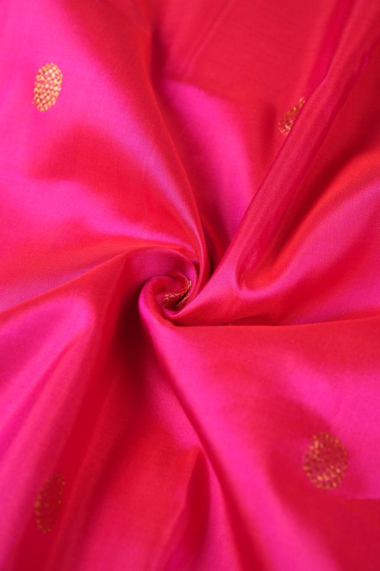 Magenta  Pink Kanchipuram Silk Sarees with Gold Zari Buttis (small Dots Or Motifs) view 4