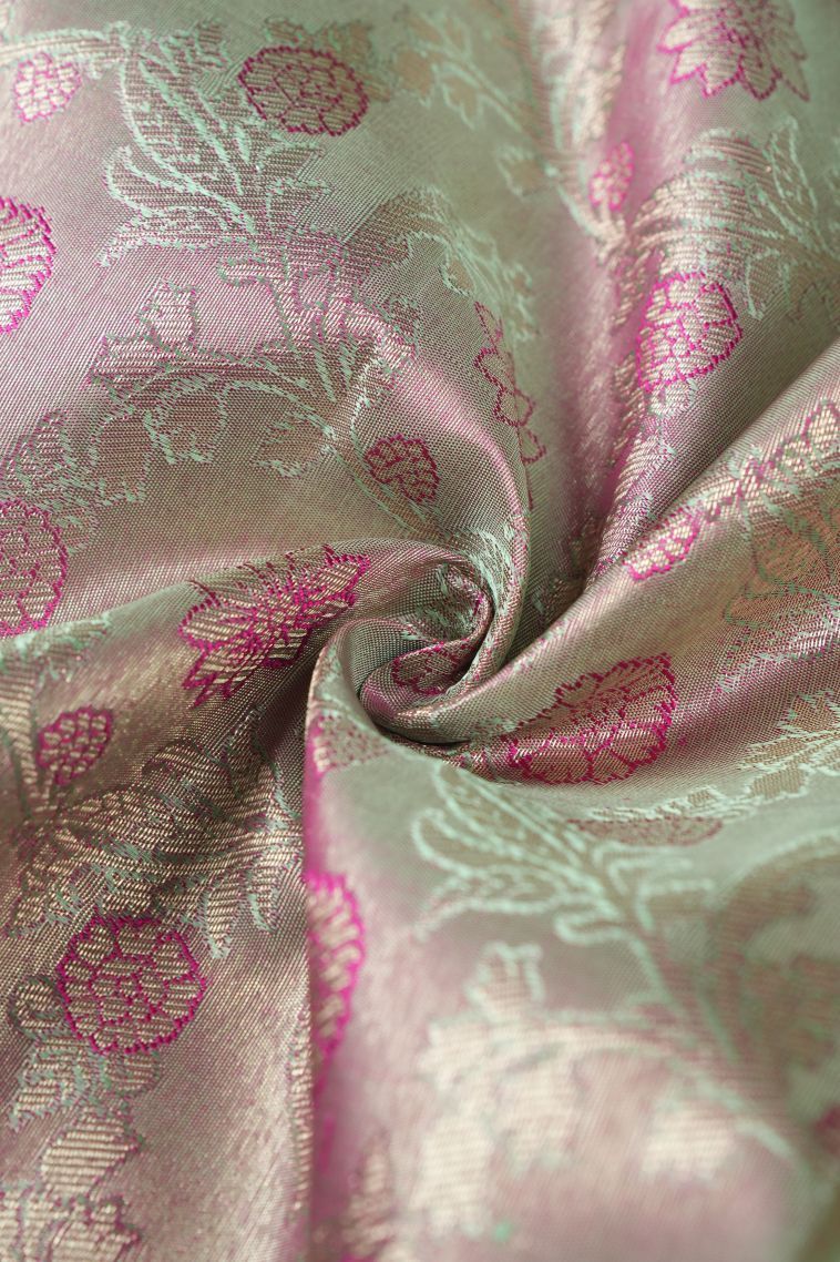 Magenta  Pink Kanchipuram Silk Sarees with Gold Zari Floral Patterns view 4