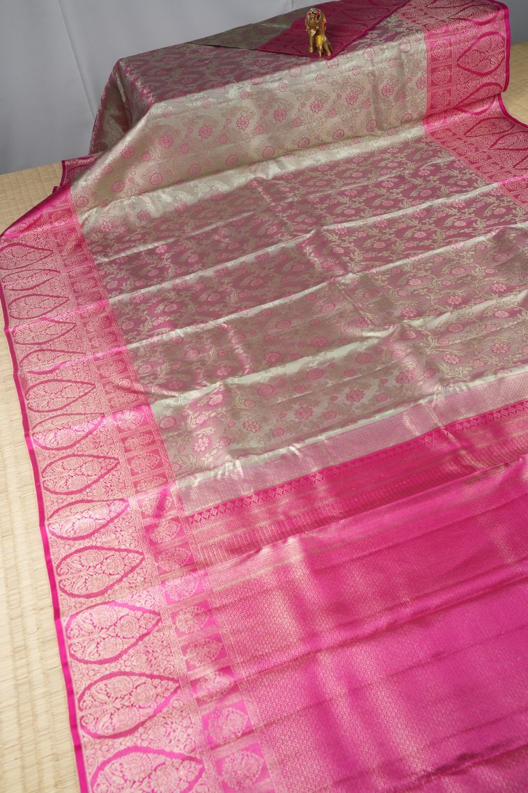 Magenta  Pink Kanchipuram Silk Sarees with Gold Zari Floral Patterns view 2