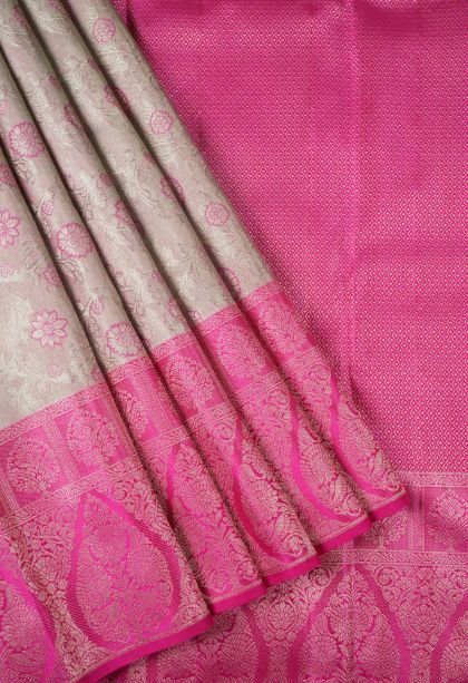 Magenta  Pink Kanchipuram Silk Sarees with Gold Zari Floral Patterns