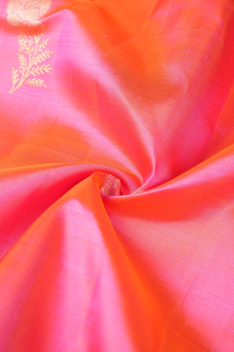 Punch Pink Kanchipuram Silk Sarees with Gold Zari Buttis (small Dots Or Motifs) view 4