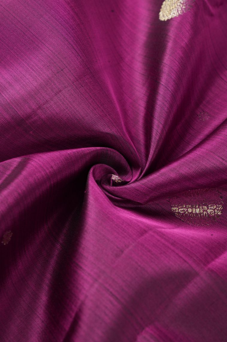 Magenta Purple Kanchipuram Silk Sarees with Gold Zari Buttis (small Dots Or Motifs) view 4