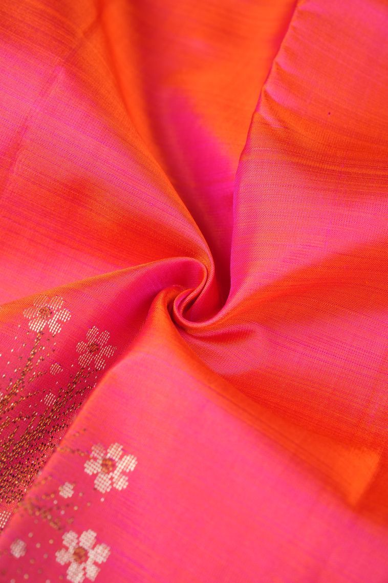 Strawberry Pink Kanchipuram Silk Sarees with Gold Zari Floral Patterns view 4