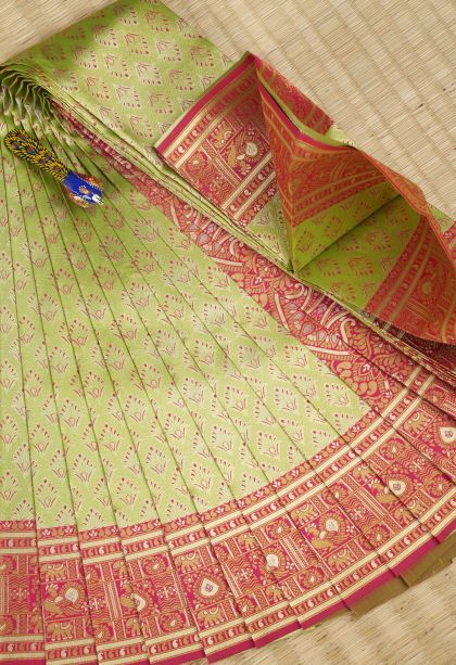 Lime Green Visiri Madippu Silk Sarees with Gold Zari Floral Patterns