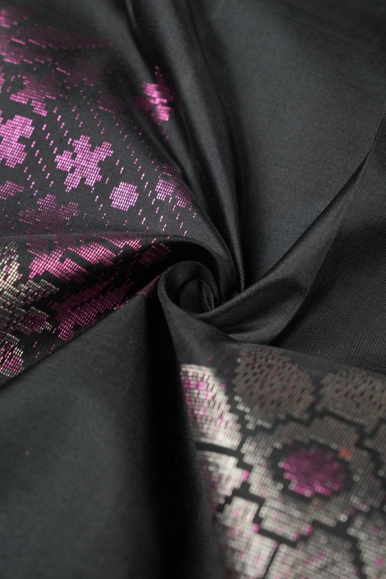 Rock Black Kanchipuram Silk Sarees with Silver Zari Floral Patterns view 4