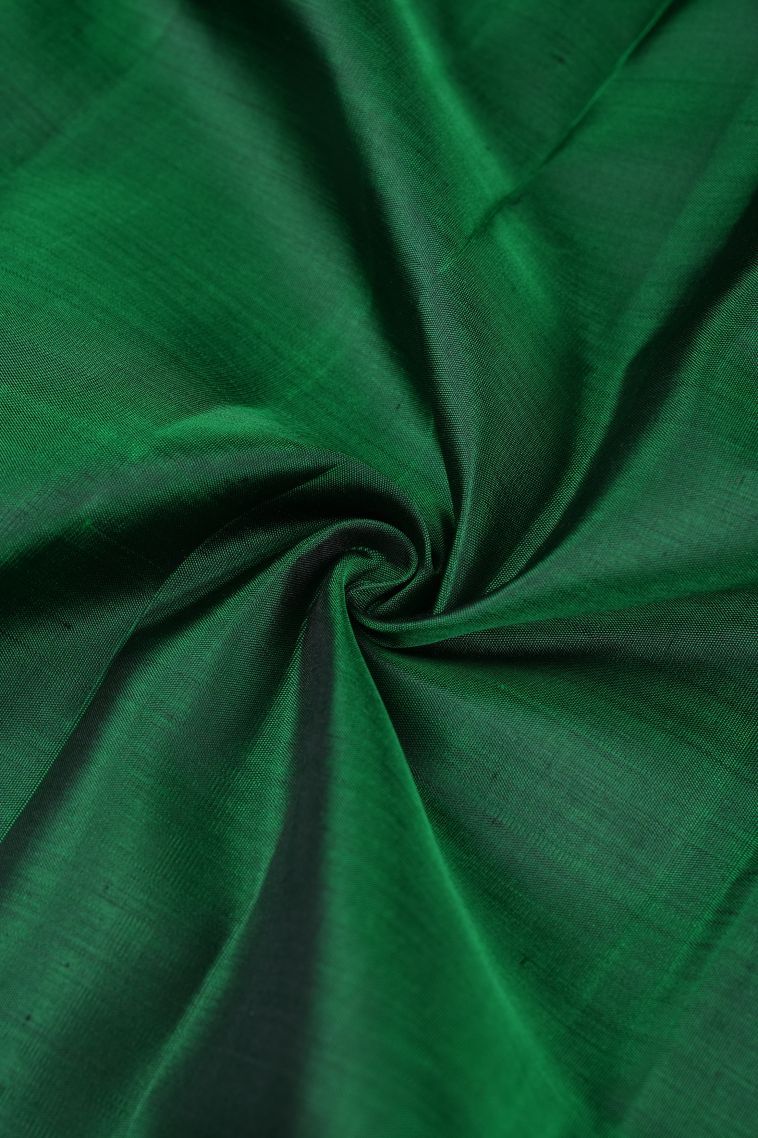Bottle Green Kanchipuram Silk Sarees with Without Zari Zari Plain view 4