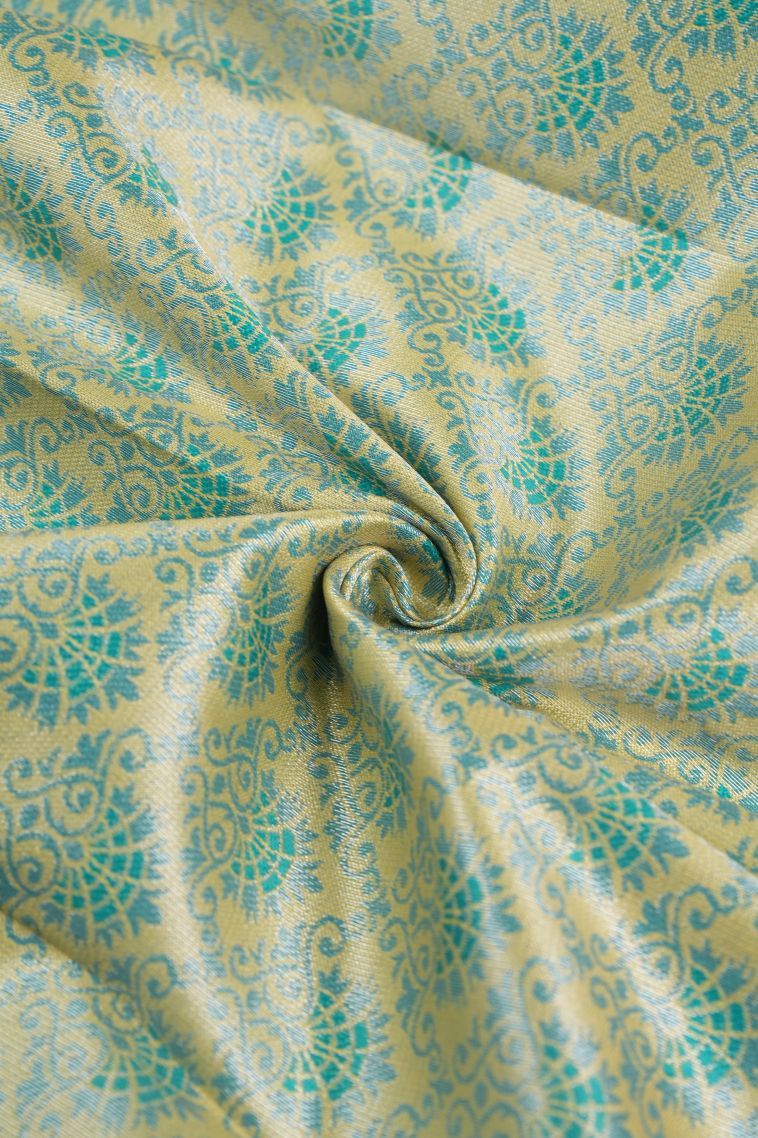 Chartreuse Green Visiri Madippu Silk Sarees with Silver Zari Buttis (small Dots Or Motifs) view 4