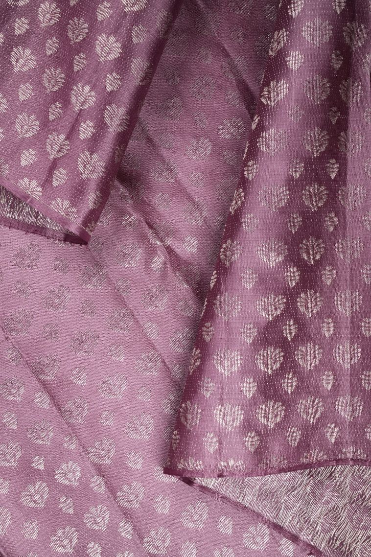Ballet Pink Kanchipuram Silk Sarees with Silver Zari Geometric Shapes view 3