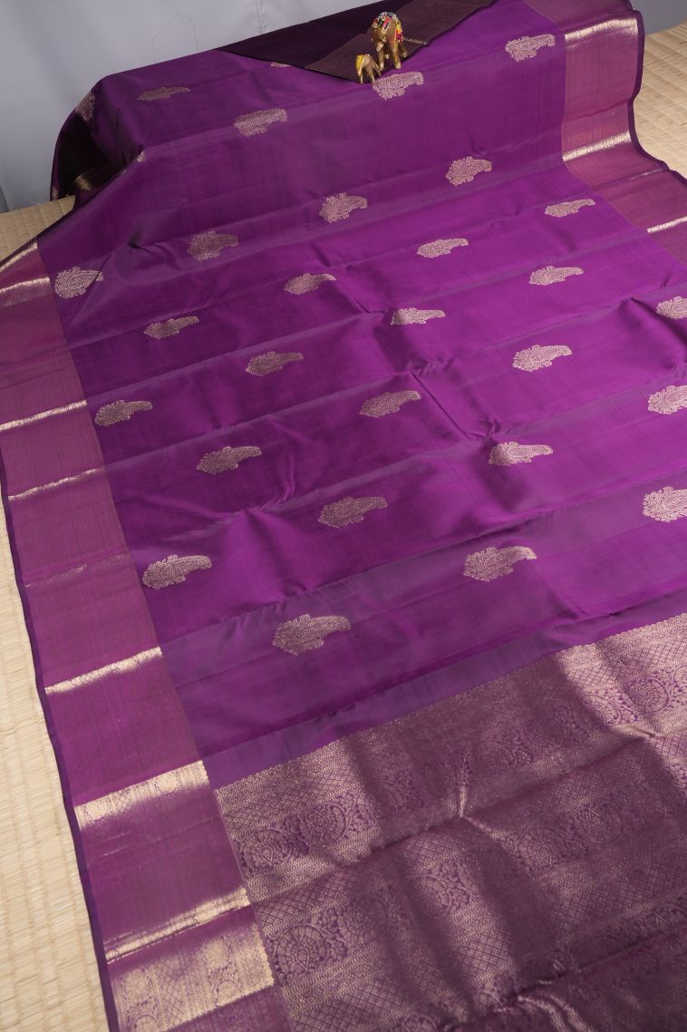 Magenta Purple Kanchipuram Silk Sarees with Gold Zari Buttis (small Dots Or Motifs) view 2