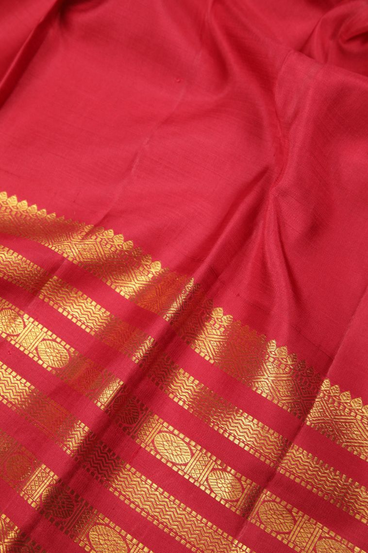 Daisy White Kanchipuram Silk Sarees with Gold Zari Buttis (small Dots Or Motifs) view 3