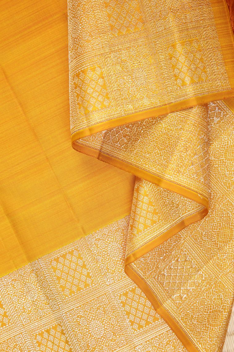 Gold Kanchipuram Silk Sarees with Silver Zari Buttis (small Dots Or Motifs) view 3