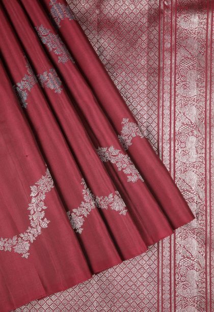 Magenta Purple Kanchipuram Silk Sarees with Bronze Zari Floral Patterns