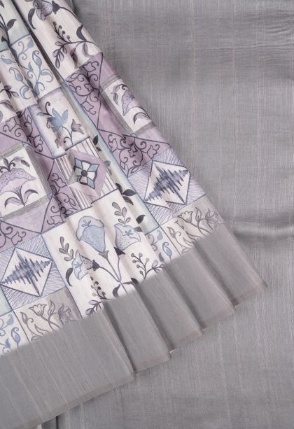 Pearl White Tussar Saree with Without Zari Zari Floral Patterns