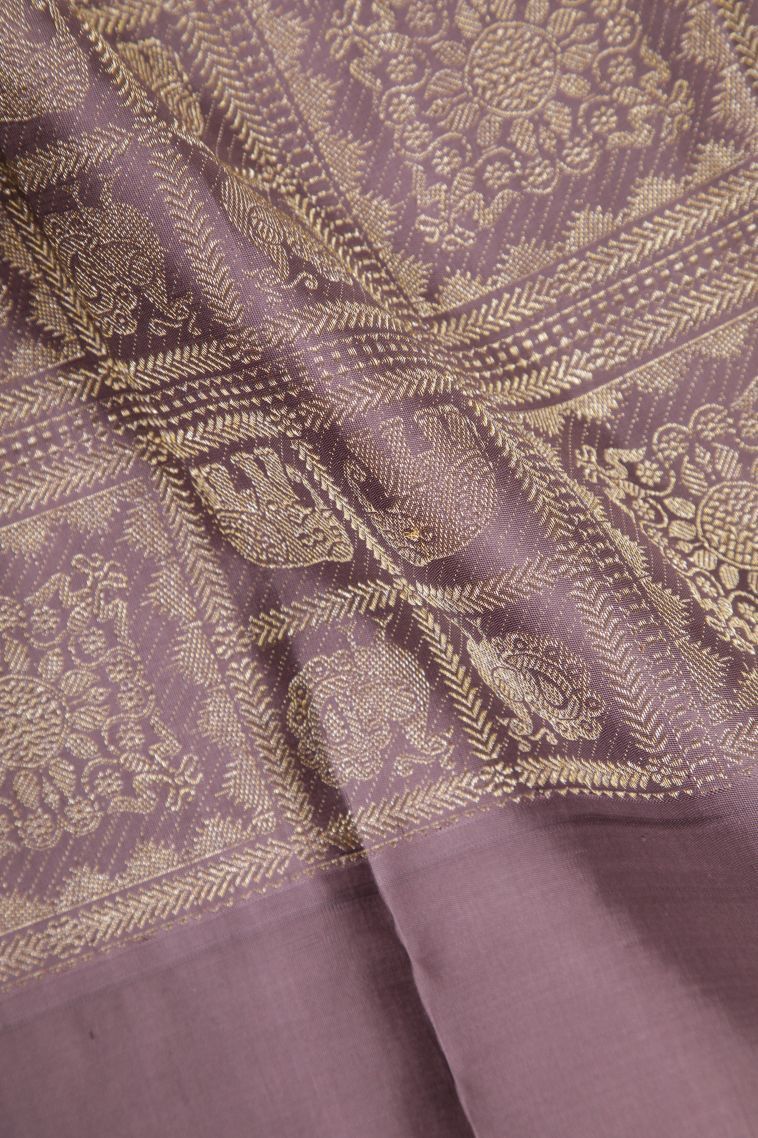 Salmon Pink Kanchipuram Silk Sarees with Gold Zari Checks view 3