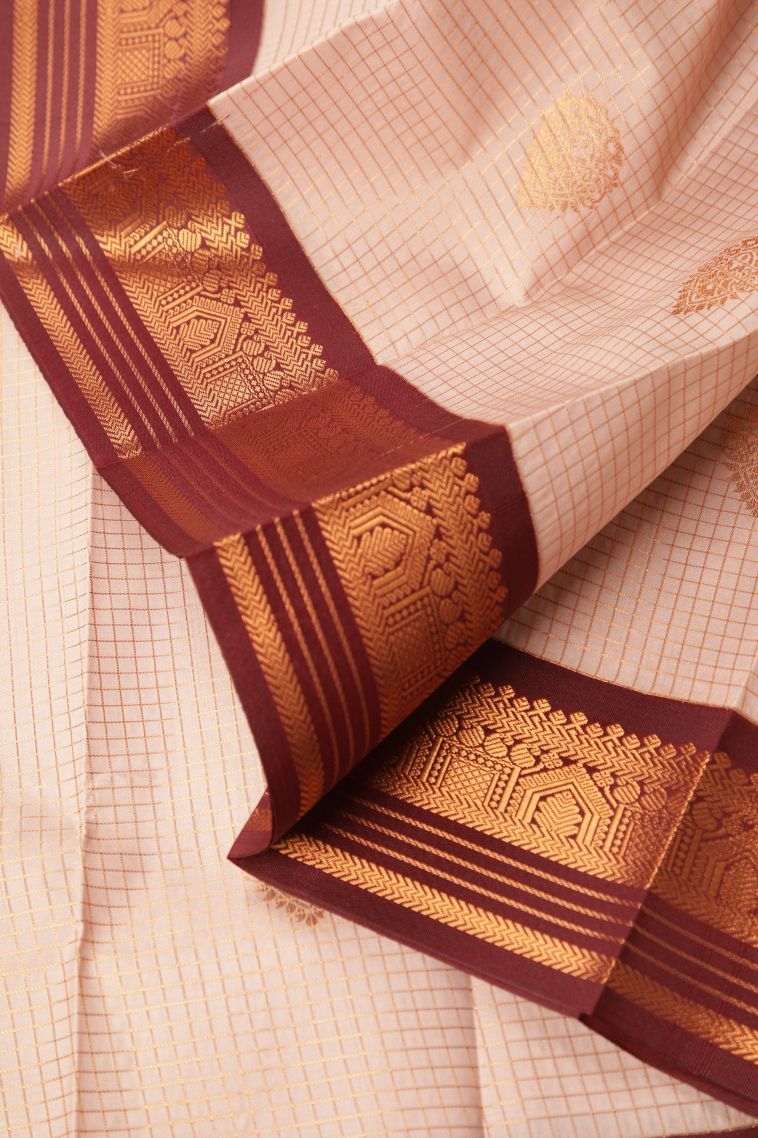 Crepe Pink Visiri Madippu Silk Sarees with Copper Zari Checks view 4