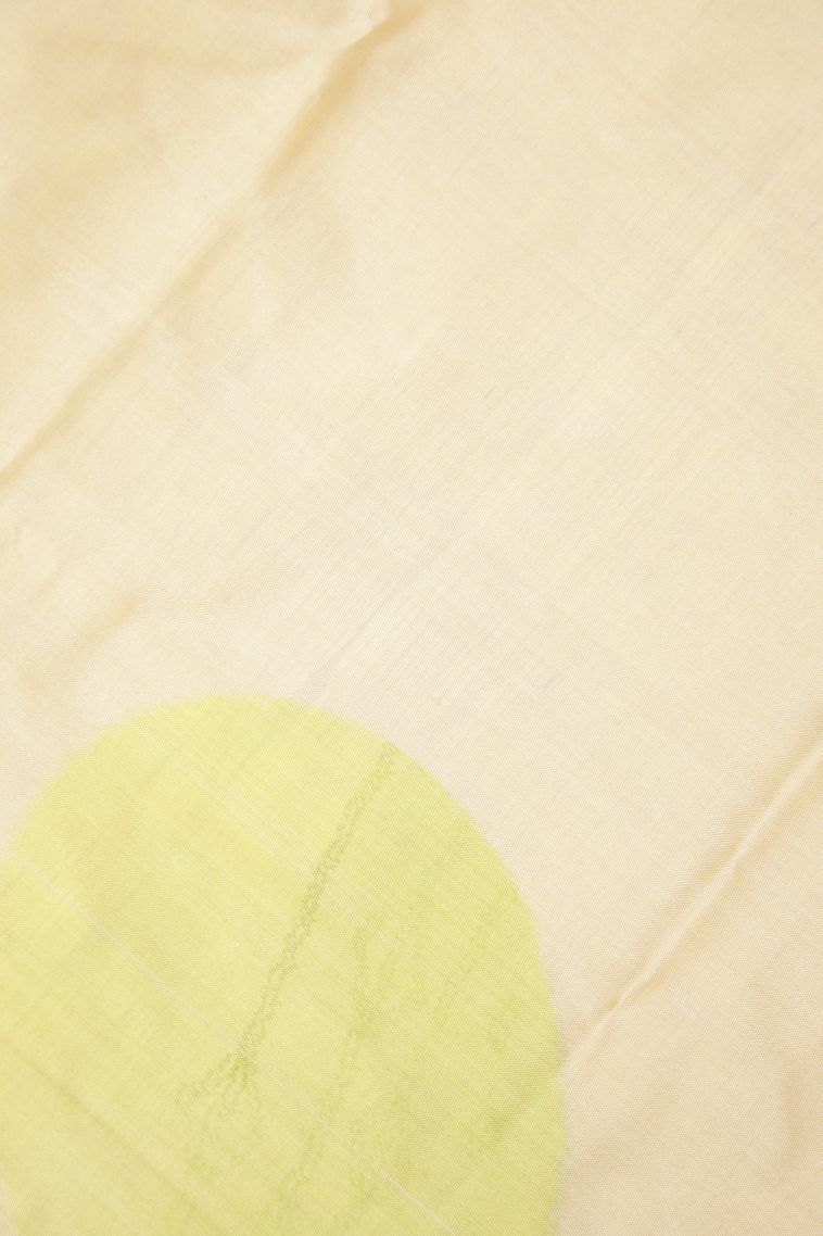 Cream White Soft Silk Sarees with Without Zari Zari Geometric Shapes view 3