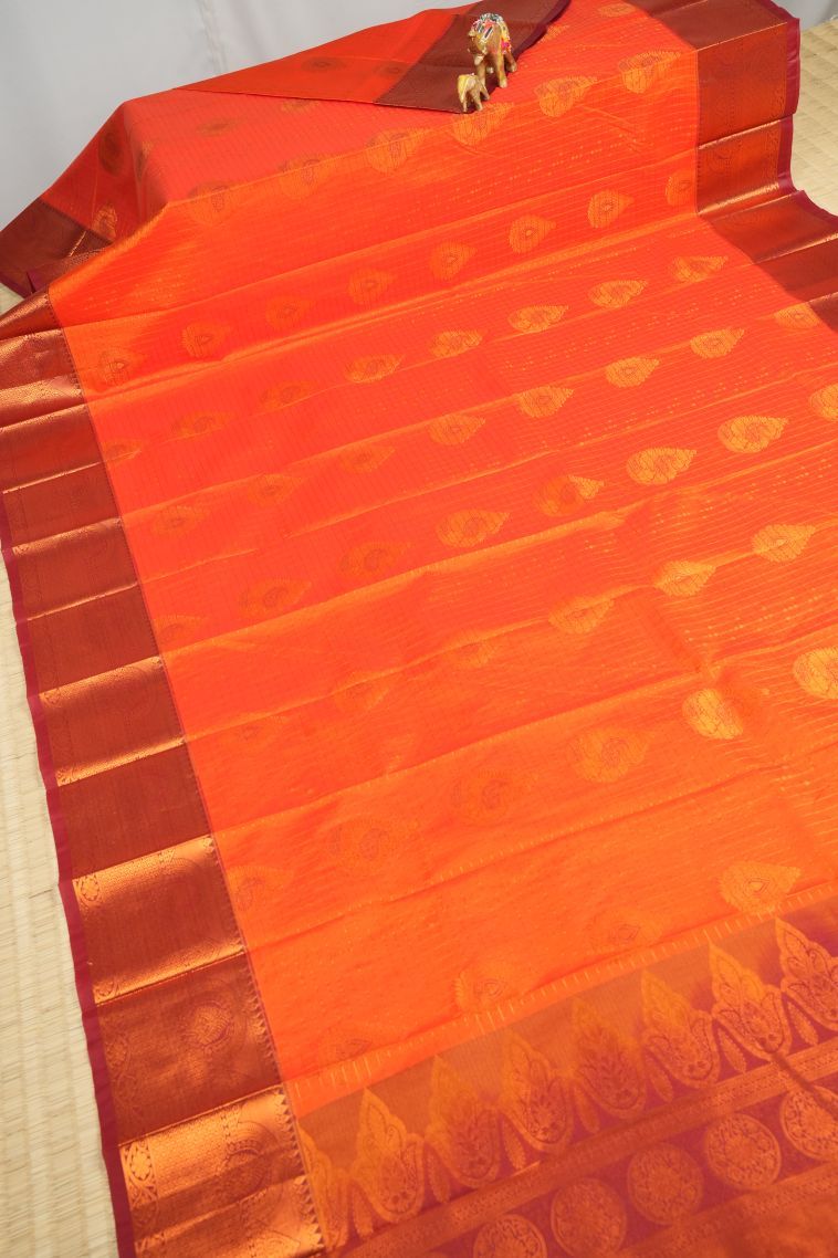 Strawberry Pink Visiri Madippu Silk Sarees with Copper Zari Checks view 2