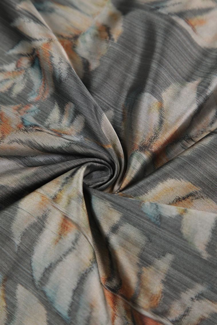 Gray Black Soft Silk Sarees with Without Zari Zari Floral Patterns view 4