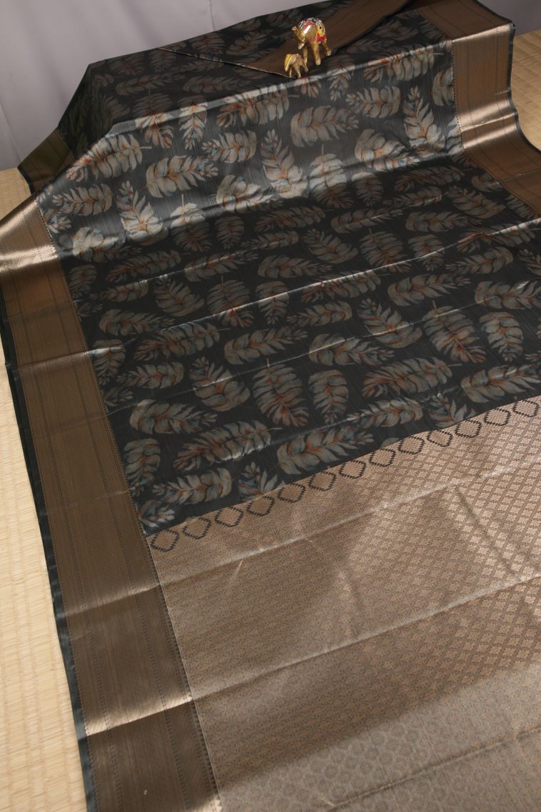 Gray Black Soft Silk Sarees with Without Zari Zari Floral Patterns view 2