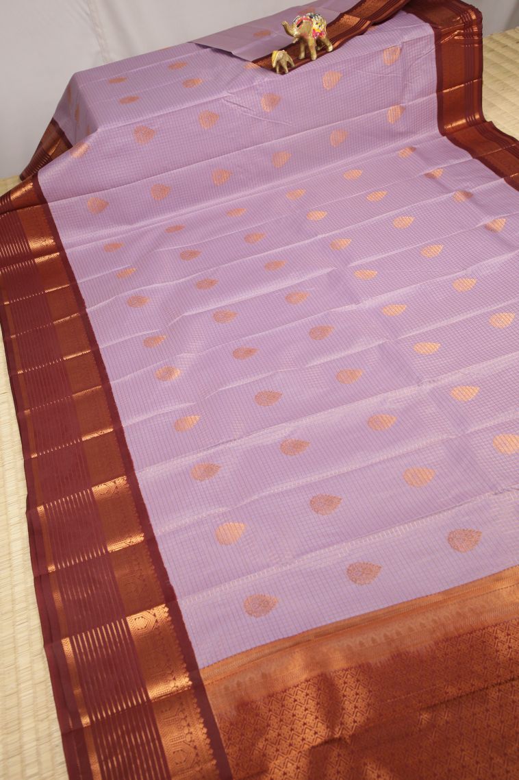 Lavender Purple Visiri Madippu Silk Sarees with Copper Zari Checks view 2