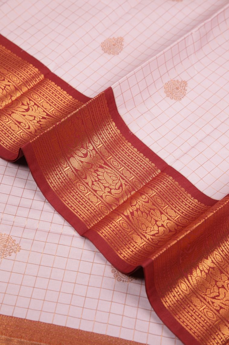 Lavender Purple Visiri Madippu Silk Sarees with Copper Zari Checks view 4