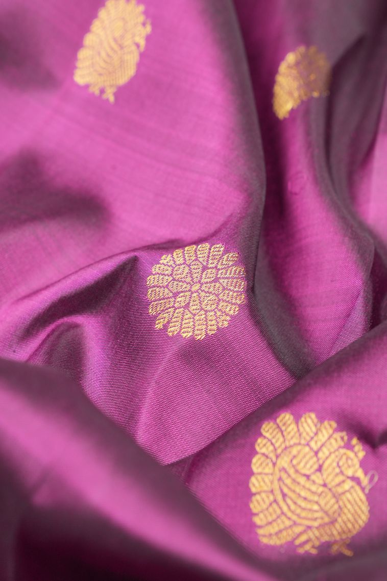 Magenta Purple Kanchipuram Silk Sarees with Gold Zari Buttis (small Dots Or Motifs) view 4