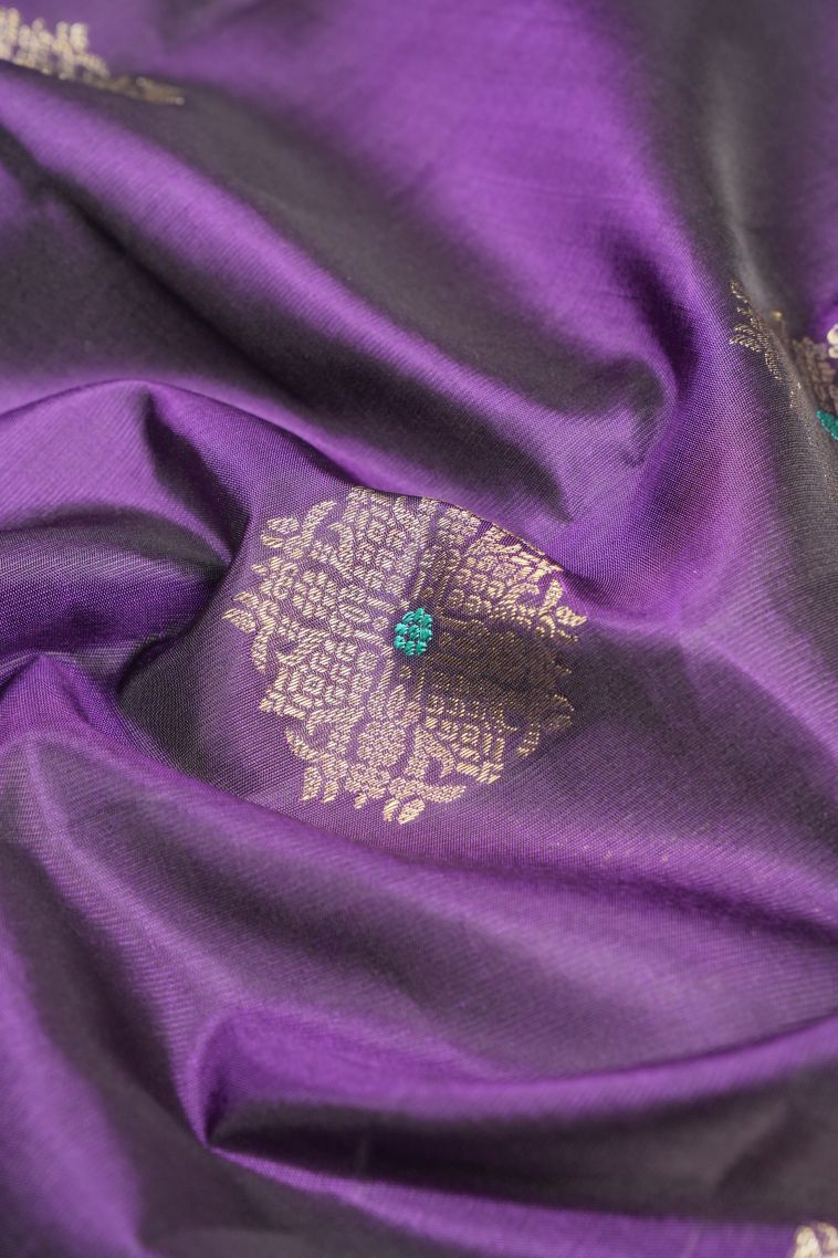Viola Purple Kanchipuram Silk Sarees with Gold Zari Buttis (small Dots Or Motifs) view 4