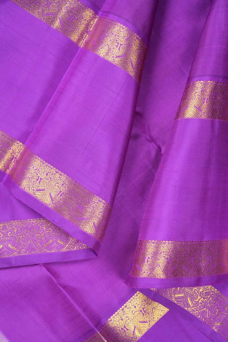 Cream White Kanchipuram Silk Sarees with Gold Zari Peacock Motifs view 3