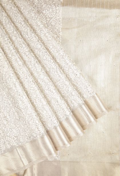 Smoke White Organza Saree with Without Zari Zari Floral Patterns