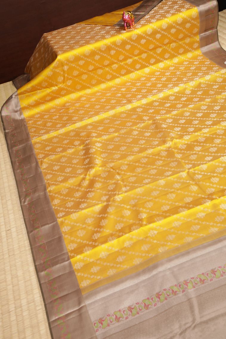 Lemon Yellow Kanchipuram Silk Sarees with Silver Zari Buttis (small Dots Or Motifs) view 2