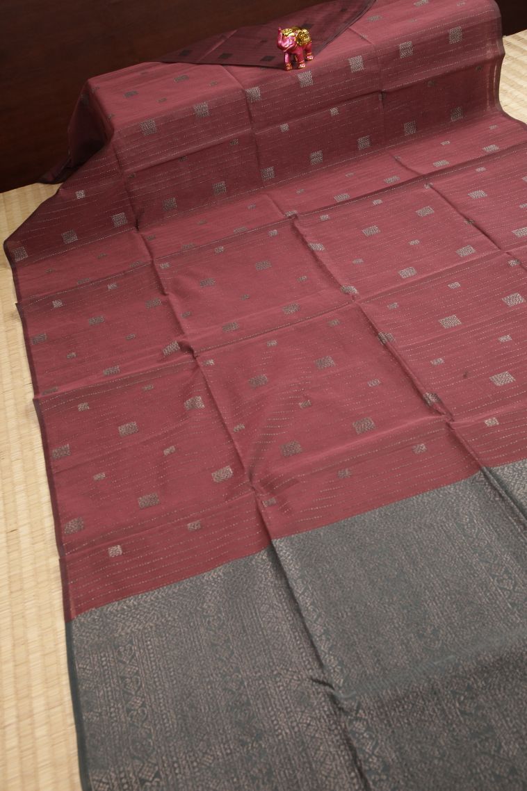 Rosewood Pink Silk Cotton Sarees with Bronze Zari Stripes view 2