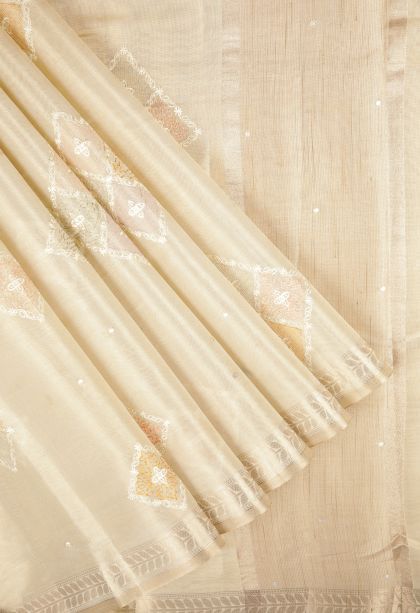 Cream White Tussar Saree with Without Zari Zari Floral Patterns