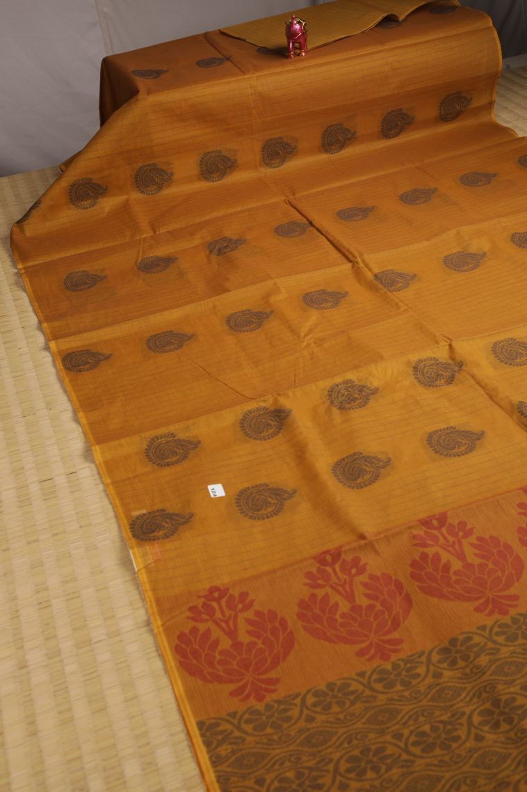 Apricot Orange Pure Handloom Kovai Cotton with Without Zari Zari Peacock Motifs view 2